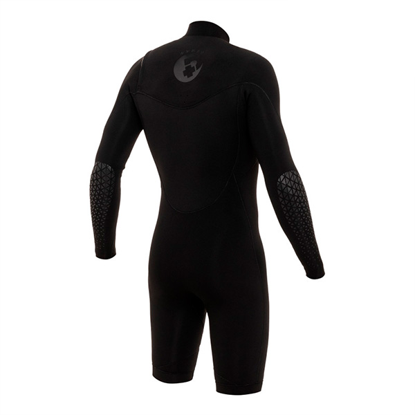 2-black-atras